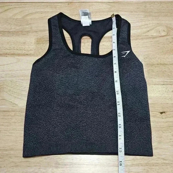 Gym Shark Women's Size S Black Adapt Animal Seamless Crop Tank - Picture 6 of 7